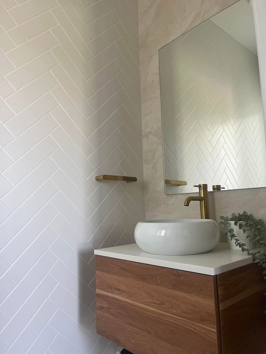 Bathroom tiling with waterproofing